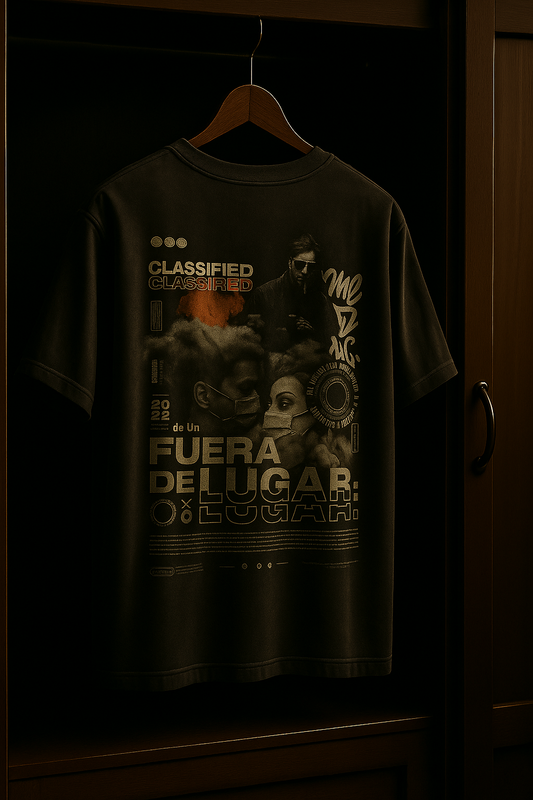 Remera Negra Estilo Streetwear – Edición "Fuera de Lugar"